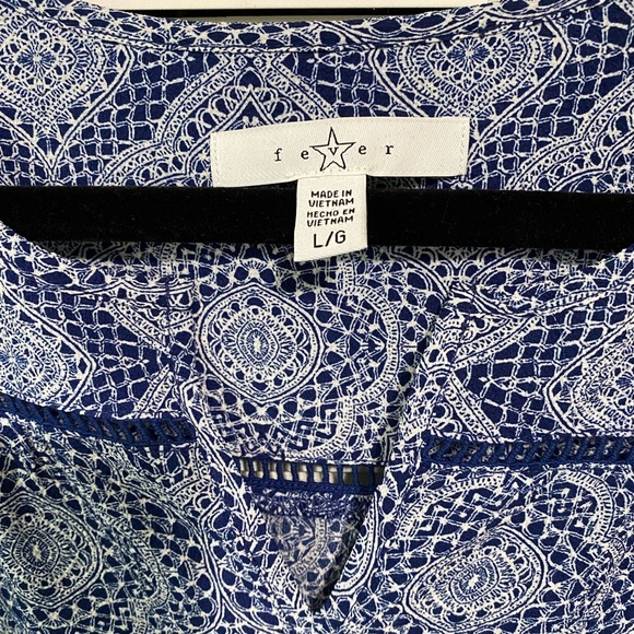 Blue and white 3/4 sleeve blouse - Size L - Picture 5 of 5